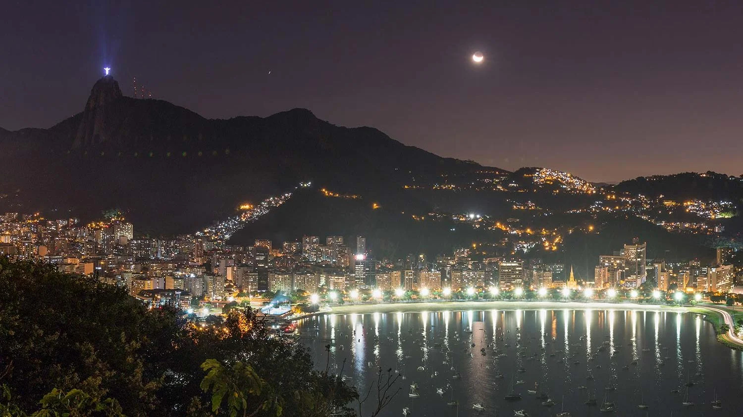 Enseada de Botafogo.