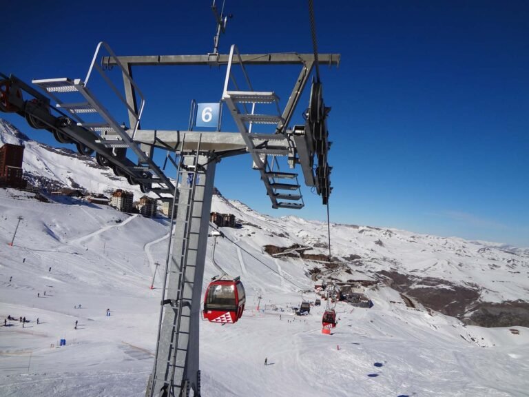 A Maior Estação de Esqui do Chile Antecipou a Temporada de Inverno